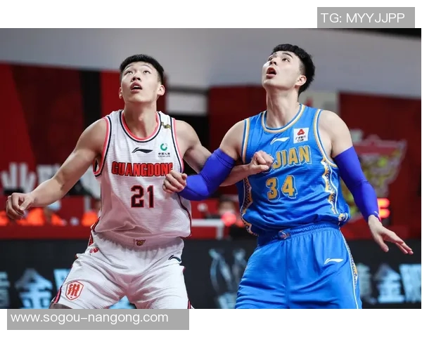 文班近期表现惊艳两场比赛40分钟狂砍49分18篮板命中率超六成